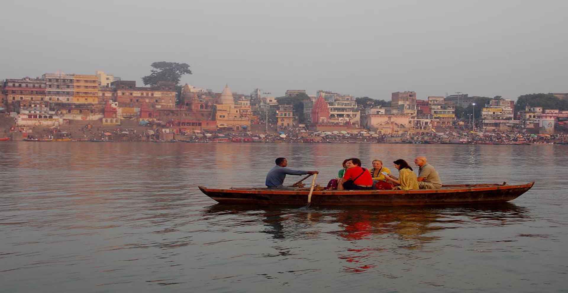 varanasi city ghat, holiday packages in India